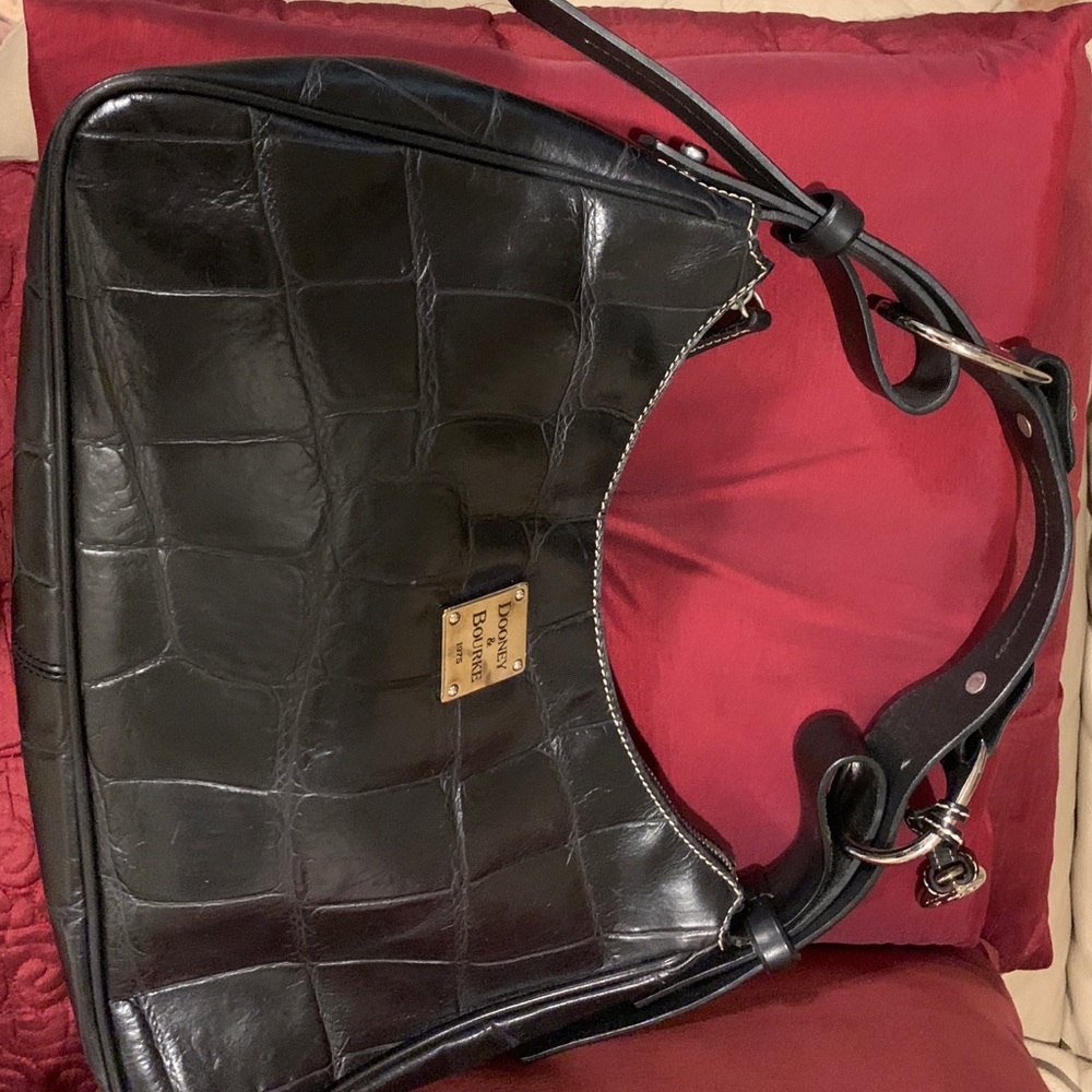 Dooney and Bourke Alligator print handbag